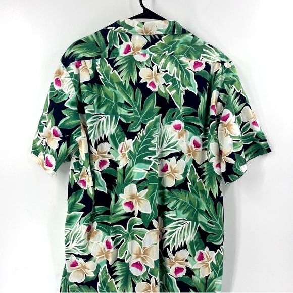 Hilo Hattie ShortSleeve Button Down Shirt - Picture 2 of 5